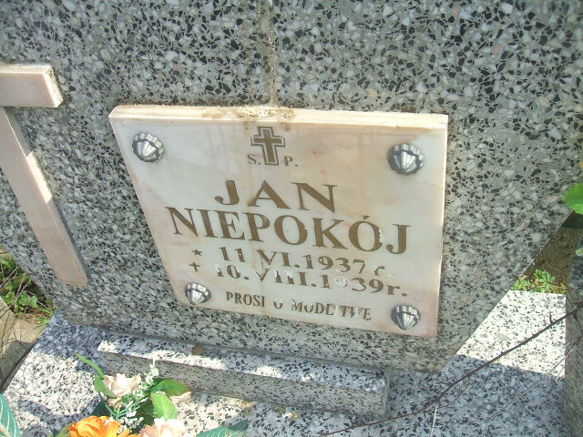 Jan Niepokój 1937 Krosno - Grobonet - Wyszukiwarka osób pochowanych