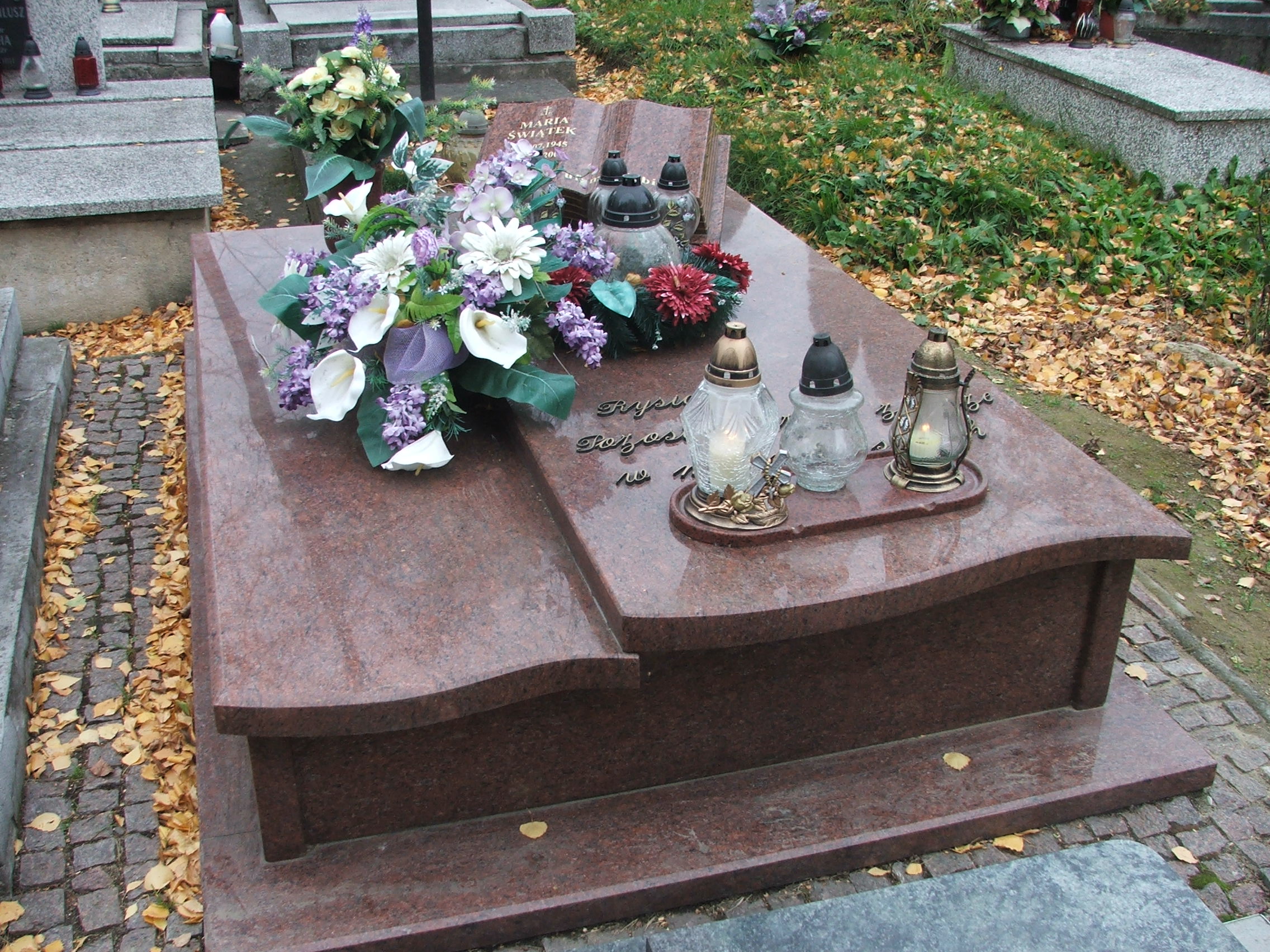 Grób Maria Świątek