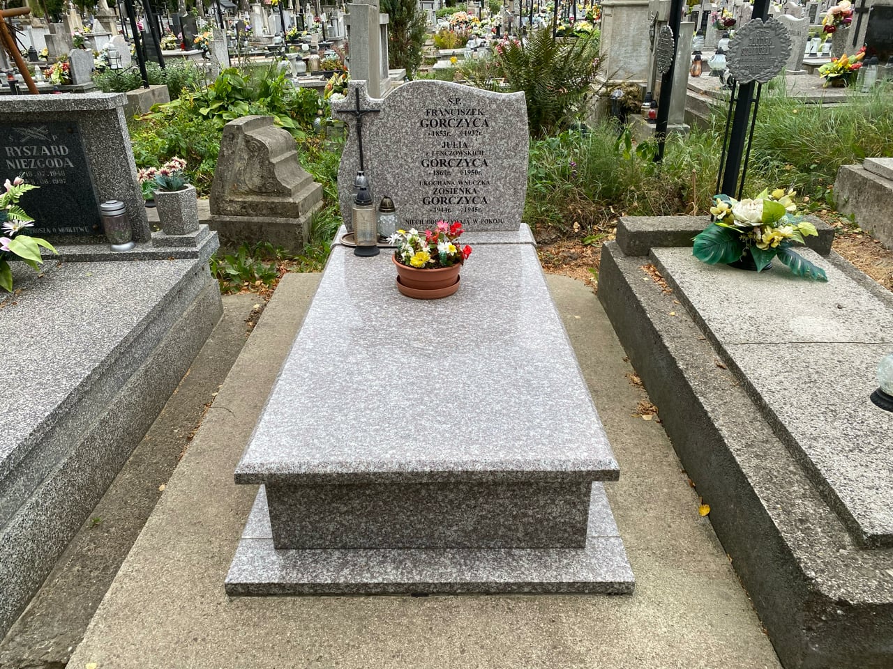 Zofia Gorczyca 1944 Krosno - Grobonet - Wyszukiwarka osób pochowanych