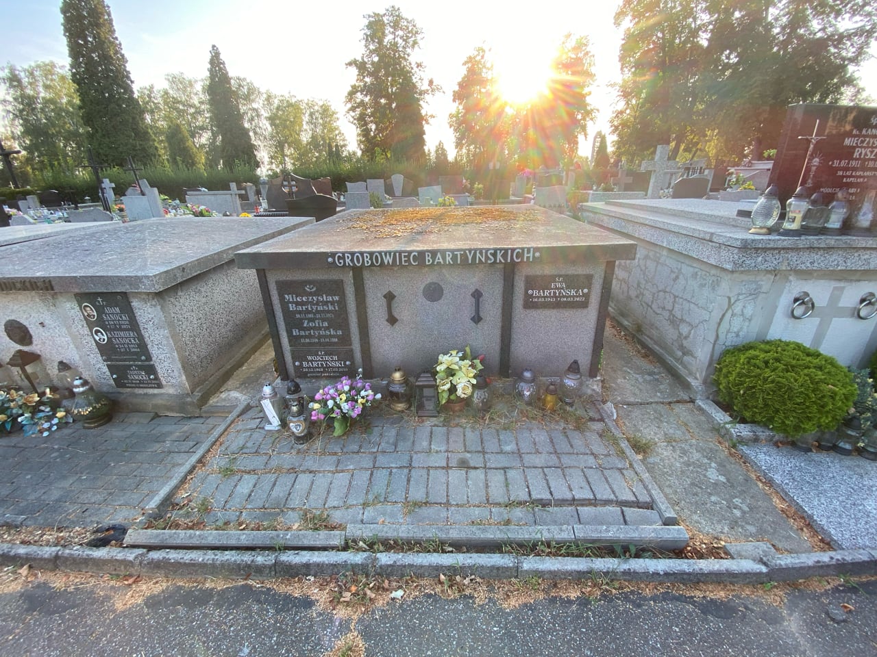 Wojciech Bartyński 1968 Krosno - Grobonet - Wyszukiwarka osób pochowanych