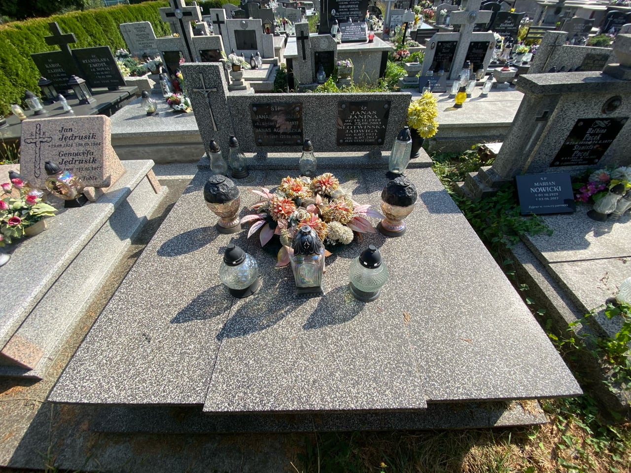 Andrzej Janas 1891 Krosno - Grobonet - Wyszukiwarka osób pochowanych