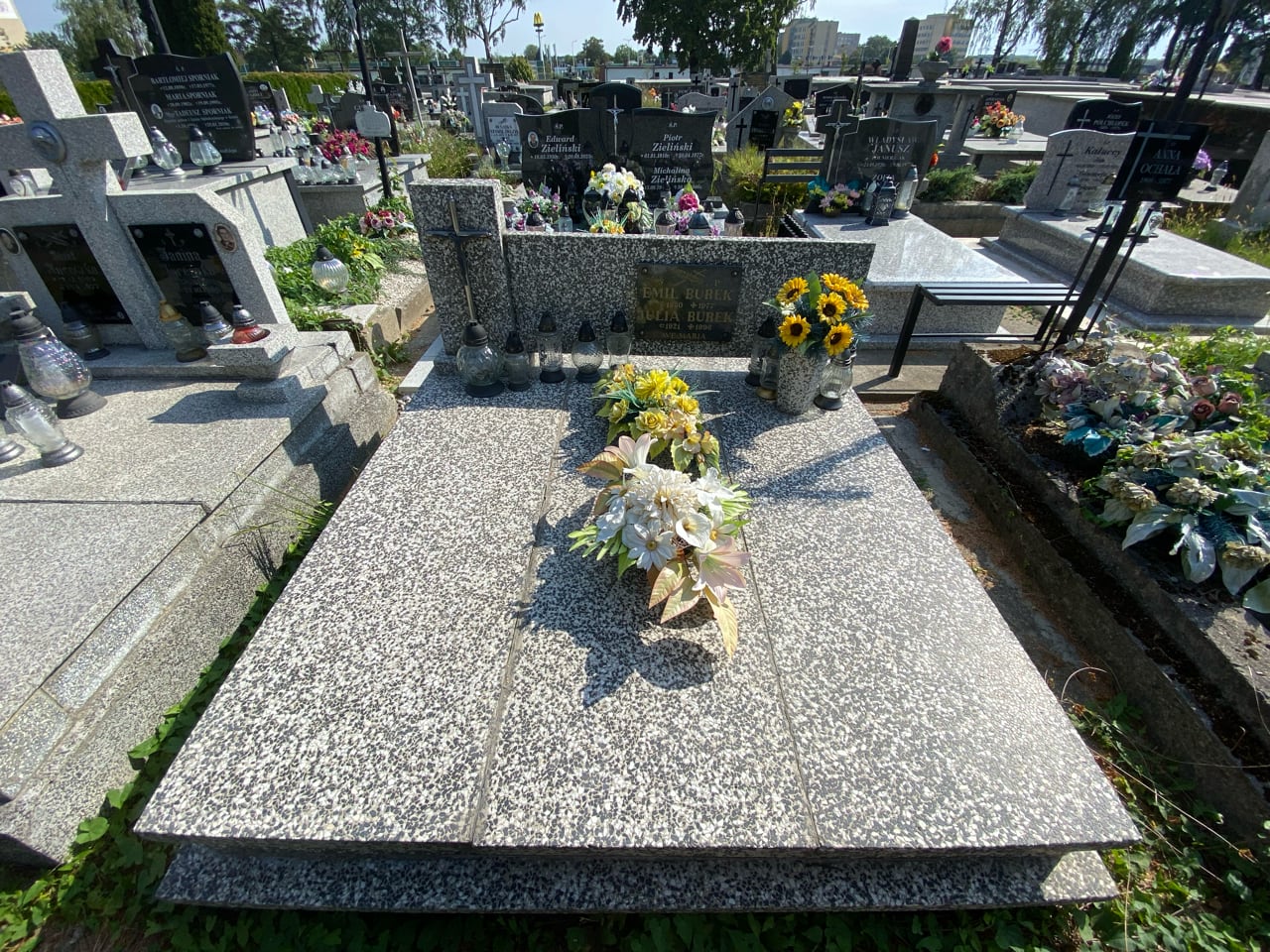 Emil Burek 1930 Krosno - Grobonet - Wyszukiwarka osób pochowanych