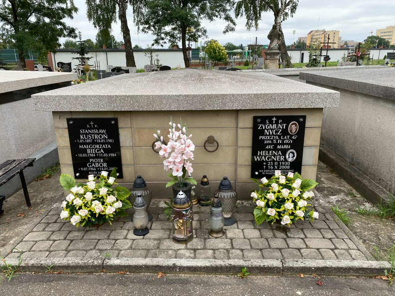 Małgorzata Biega 1984 Krosno - Grobonet - Wyszukiwarka osób pochowanych