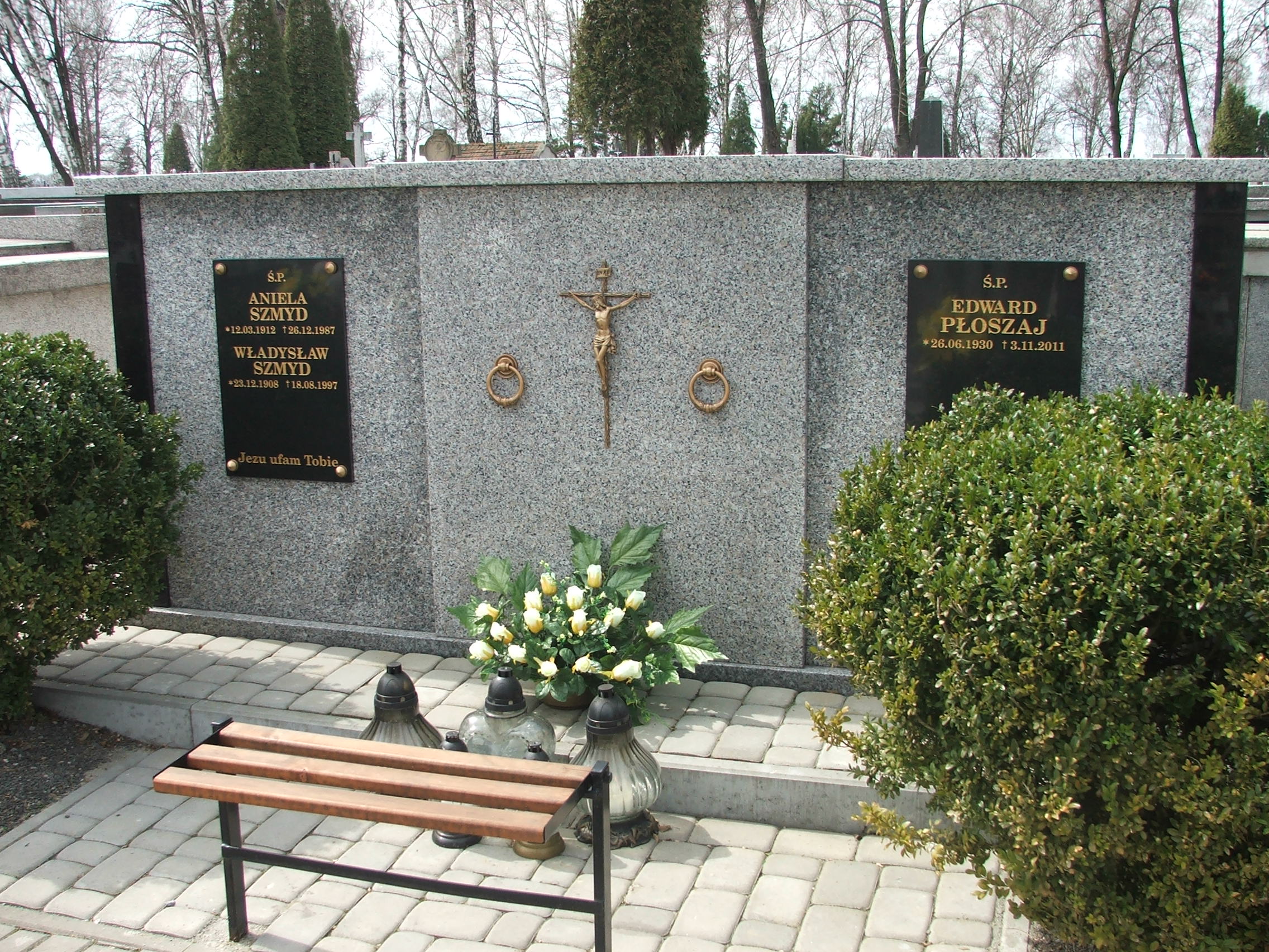 Aniela Szmyd 1912 Krosno - Grobonet - Wyszukiwarka osób pochowanych