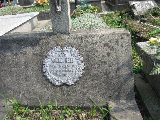 Józef Buczek Krosno - Grobonet - Wyszukiwarka osób pochowanych