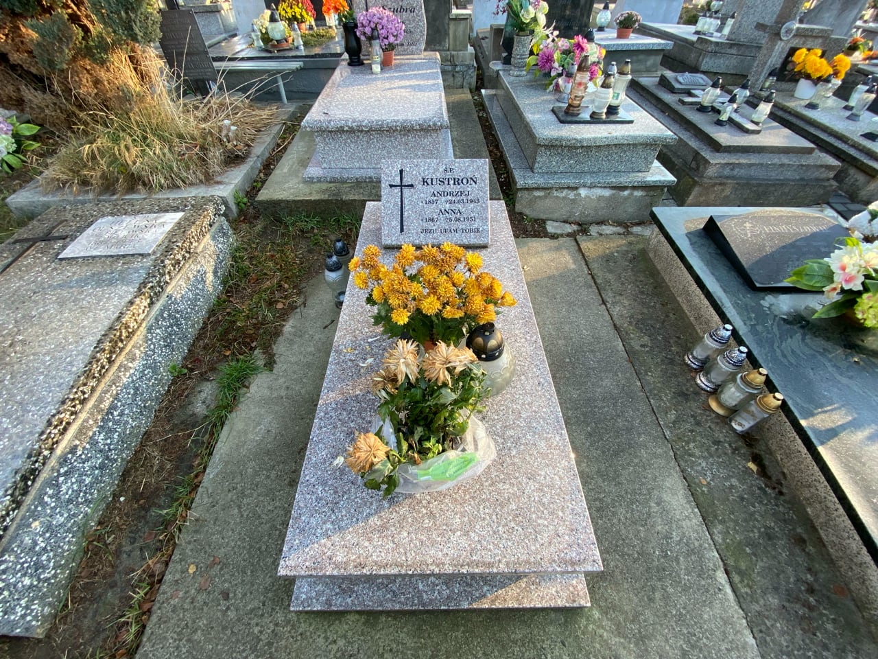 Andrzej Kustroń 1857 Krosno - Grobonet - Wyszukiwarka osób pochowanych