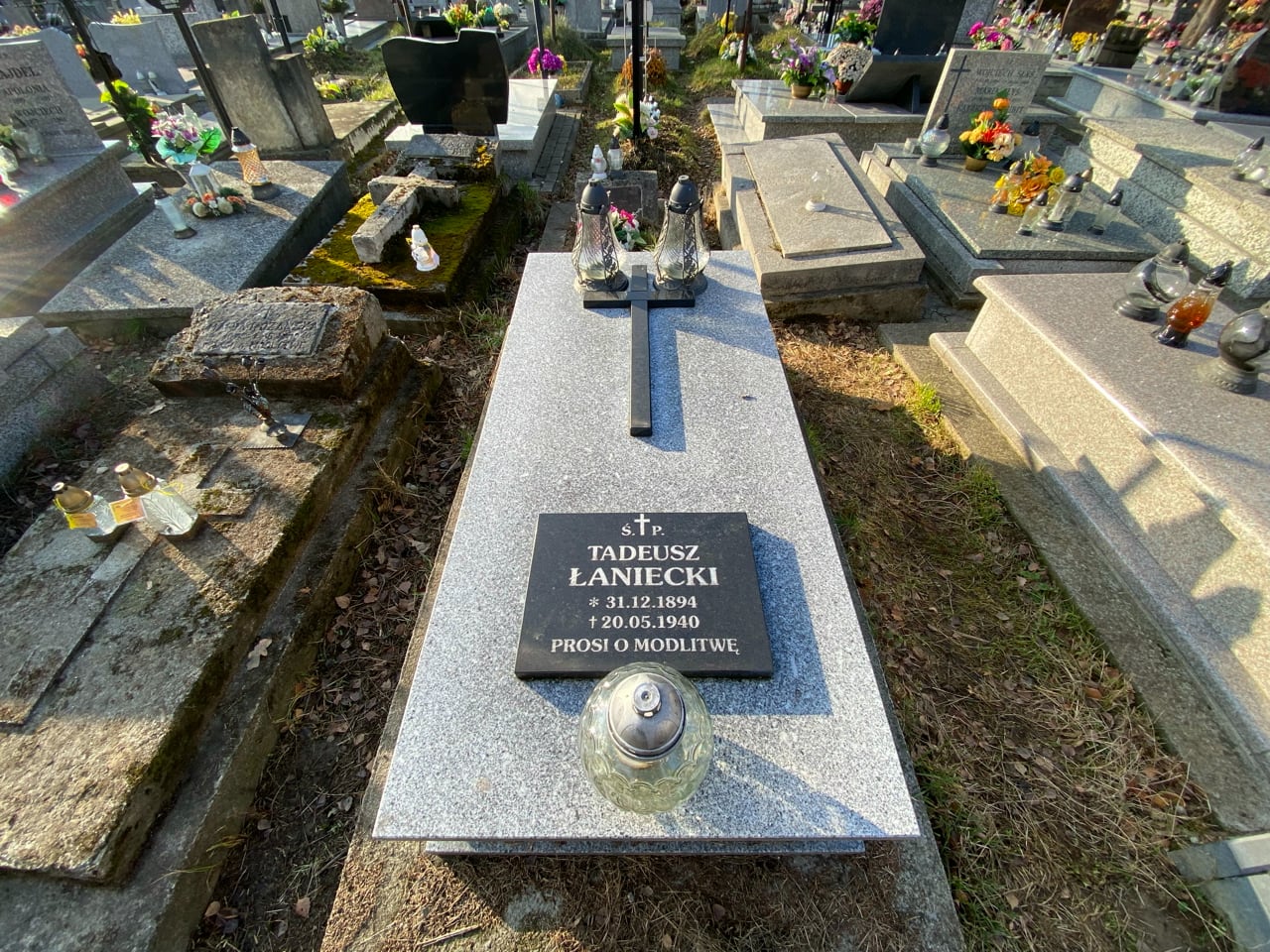 Tadeusz Łaniecki 1894 Krosno - Grobonet - Wyszukiwarka osób pochowanych