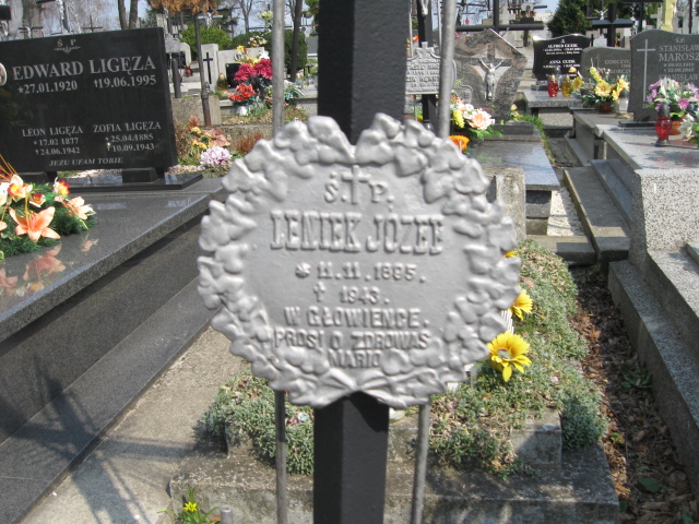 Józef Leniek 1895 Krosno - Grobonet - Wyszukiwarka osób pochowanych