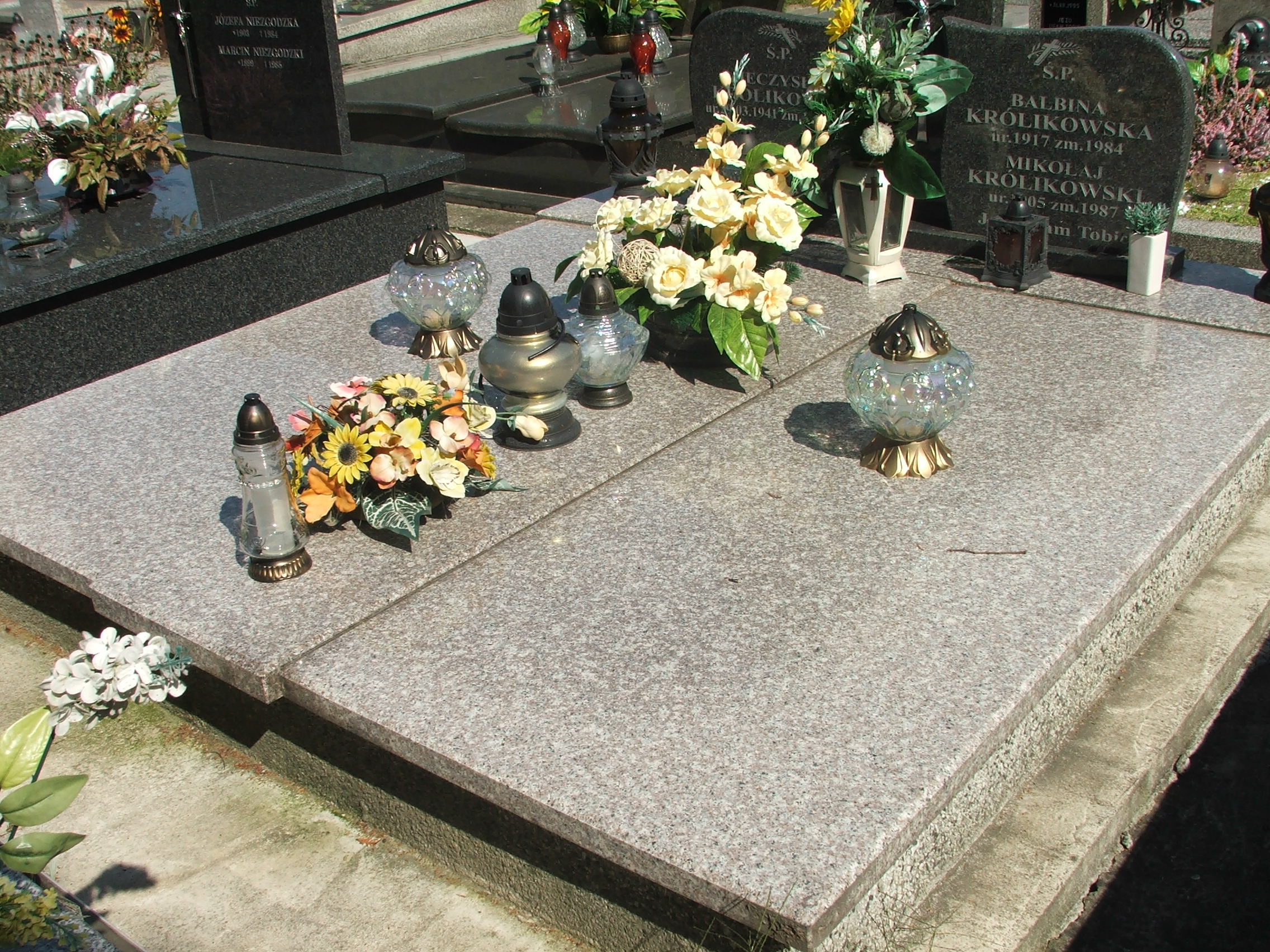 Mieczysław Królikowski 1941 Krosno - Grobonet - Wyszukiwarka osób pochowanych