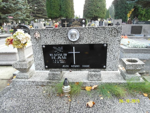 Grób Władysław Hejnar