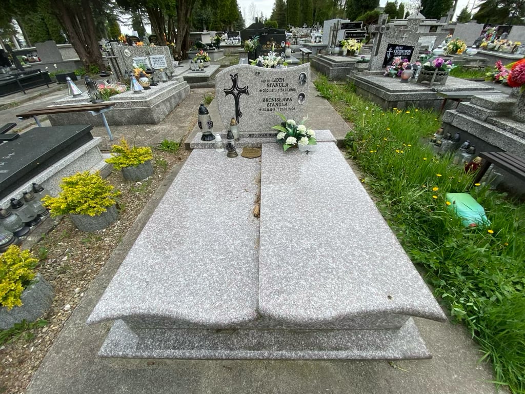 Wojciech Stanula  1948 Krosno - Grobonet - Wyszukiwarka osób pochowanych