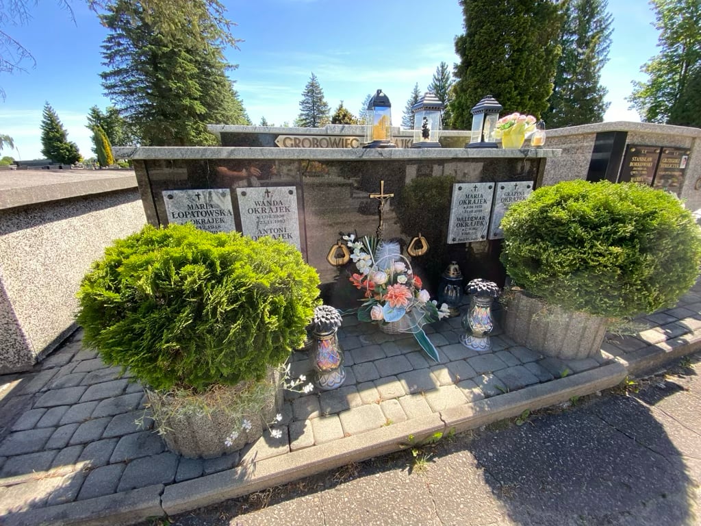 Wanda Okrajek 1908 Krosno - Grobonet - Wyszukiwarka osób pochowanych