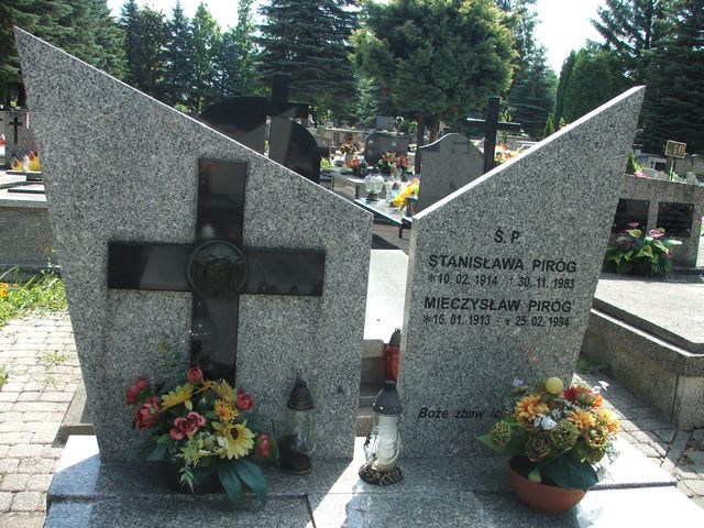 Mieczysław Piróg 1916 Krosno - Grobonet - Wyszukiwarka osób pochowanych