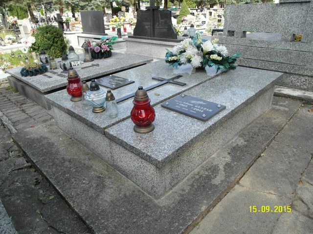 Adam Glazar 1925 Krosno - Grobonet - Wyszukiwarka osób pochowanych