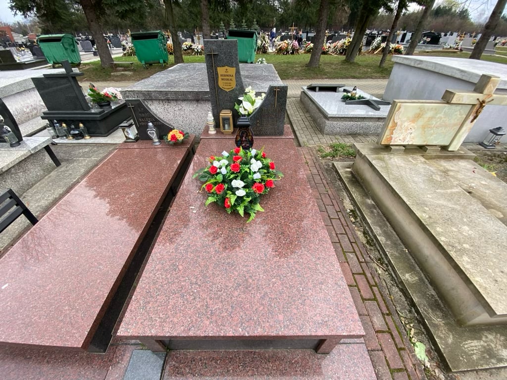 Hermina Moskal 1932 Krosno - Grobonet - Wyszukiwarka osób pochowanych