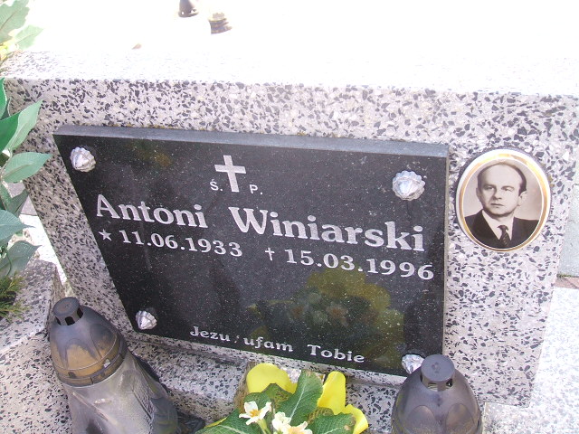 Janina Krechowicz Winiarska 1912 Krosno - Grobonet - Wyszukiwarka osób pochowanych