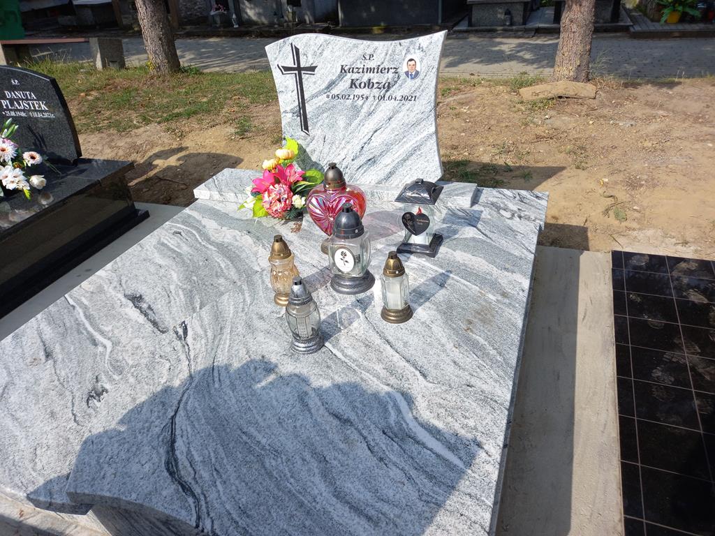 Kazimierz Kobza 1954 Krosno - Grobonet - Wyszukiwarka osób pochowanych