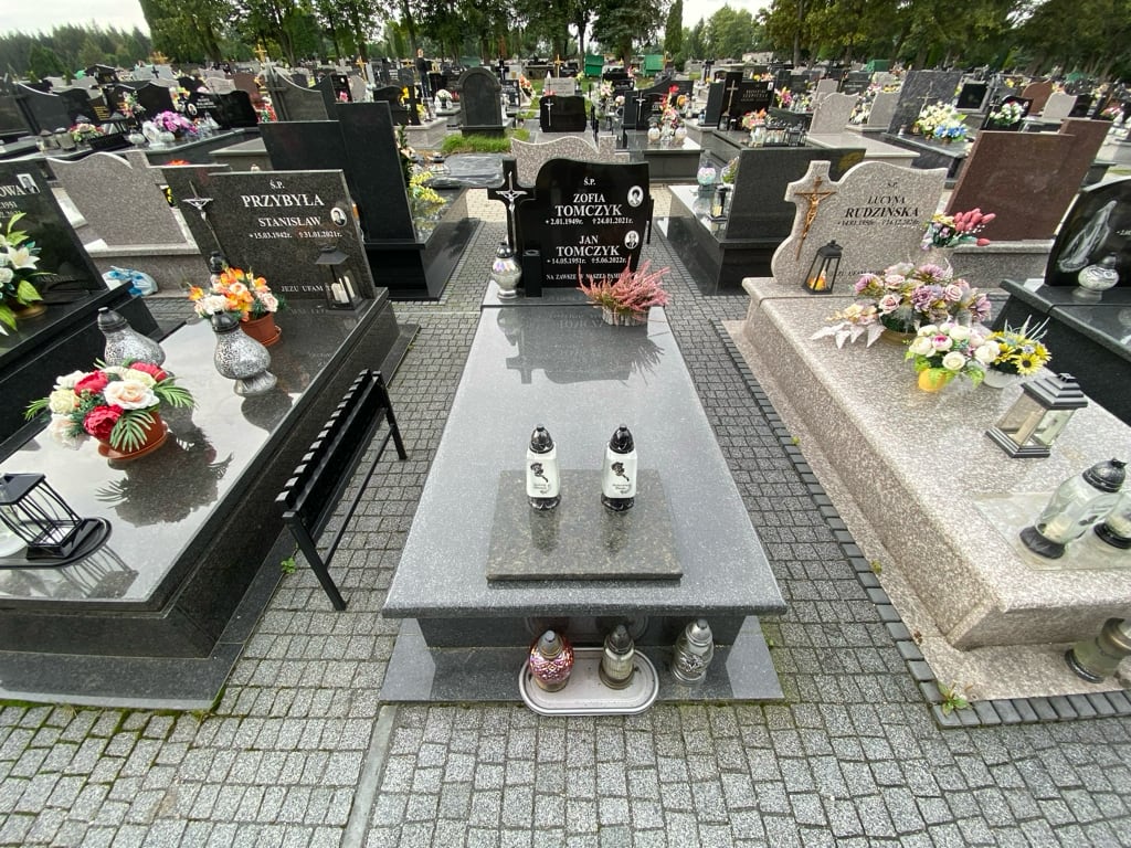 Zofia Tomczyk 1949 Krosno - Grobonet - Wyszukiwarka osób pochowanych