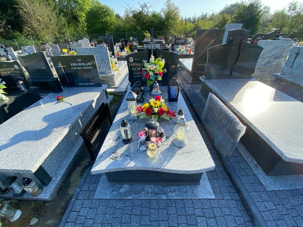 Jarosław Menet 1965 Krosno - Grobonet - Wyszukiwarka osób pochowanych