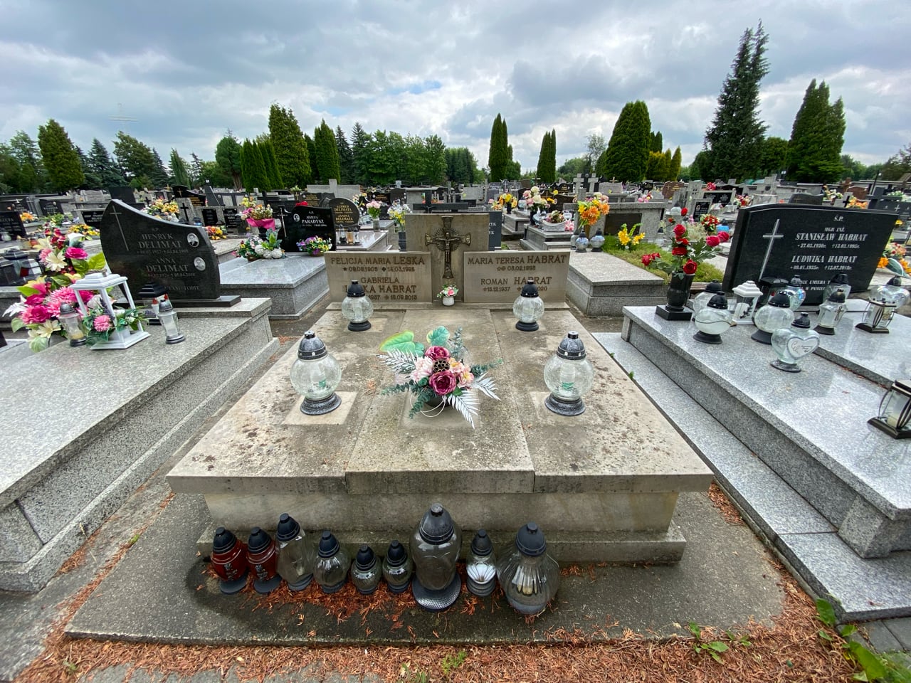 Roman Habrat 1937 Krosno - Grobonet - Wyszukiwarka osób pochowanych