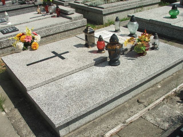 Dioniza Stanek 1912 Krosno - Grobonet - Wyszukiwarka osób pochowanych