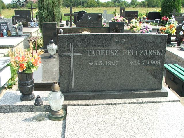 Tadeusz Pelczarski 1927 Krosno - Grobonet - Wyszukiwarka osób pochowanych
