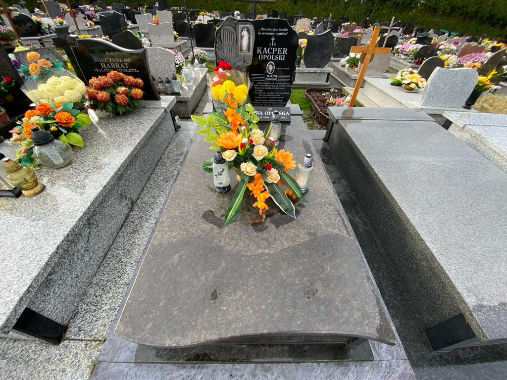 Ewa Opolska 1946 Krosno - Grobonet - Wyszukiwarka osób pochowanych