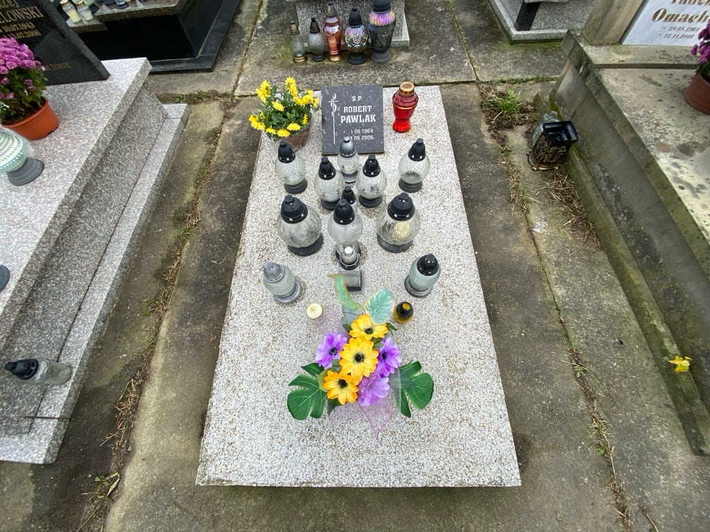 Robert Pawlak 1964 Krosno - Grobonet - Wyszukiwarka osób pochowanych