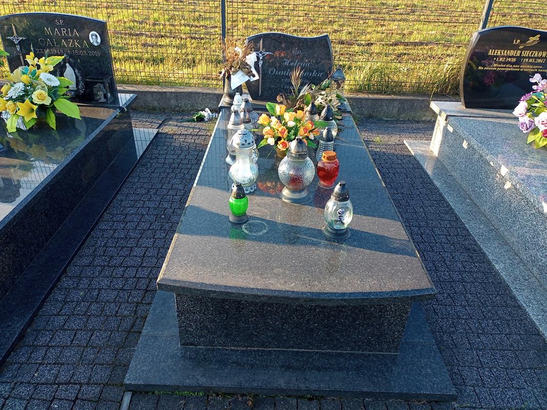 Grób Helena Ośmiałowska