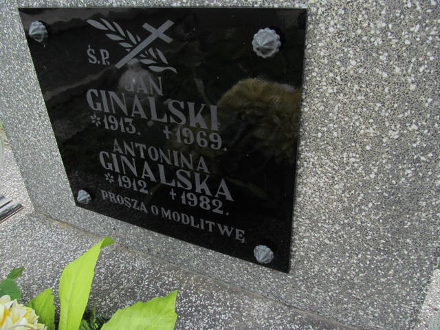 Jacek Ginalski 1967 Krosno - Grobonet - Wyszukiwarka osób pochowanych