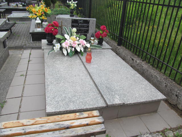 Grób Marian Mięsowicz